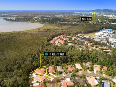 19 Rose Ash Crescent, Noosaville