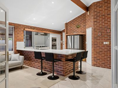 28 Hatherley Parade, Winthrop