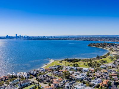 1 Majestic Close, Applecross