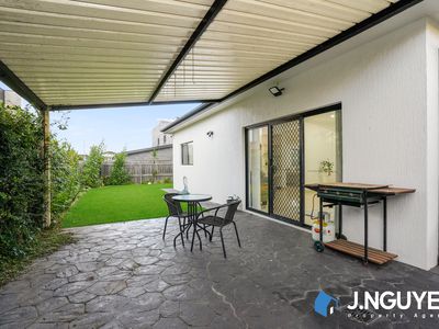 2 Yeronga Close, St Johns Park