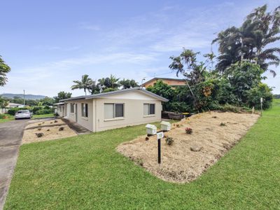 1 / 13 Armstrong Street, Atherton