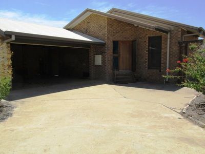 36 Crane street, Longreach