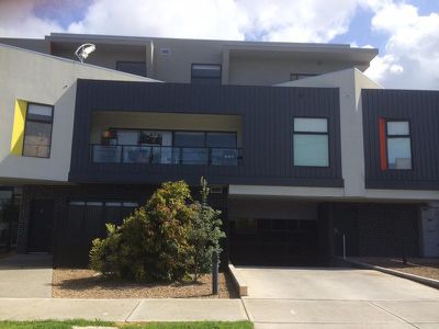 G06 / 372 Geelong Road, West Footscray