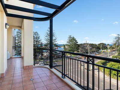 24 / 2-8 Harbour Street, Wollongong