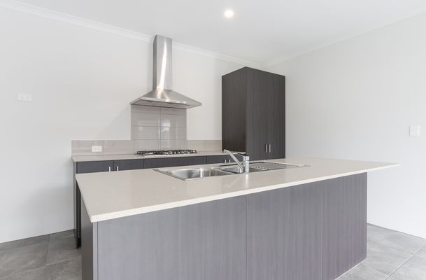 16 Tablelands Dr, Baldivis