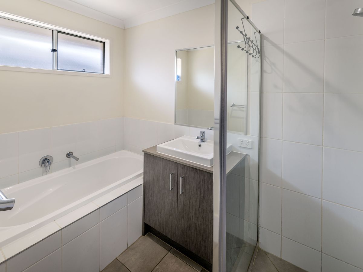 4 Rockpool Avenue, Sandy Beach