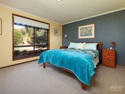 18 NORDSVAN DRIVE, Wodonga