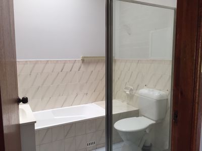 2 / 128 Tongarra Road, Albion Park