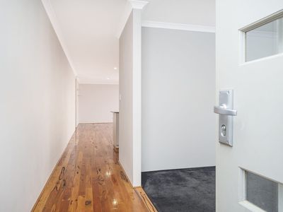 21 Pexton Drive, South Guildford