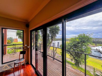 63 Red Head Road, Red Head