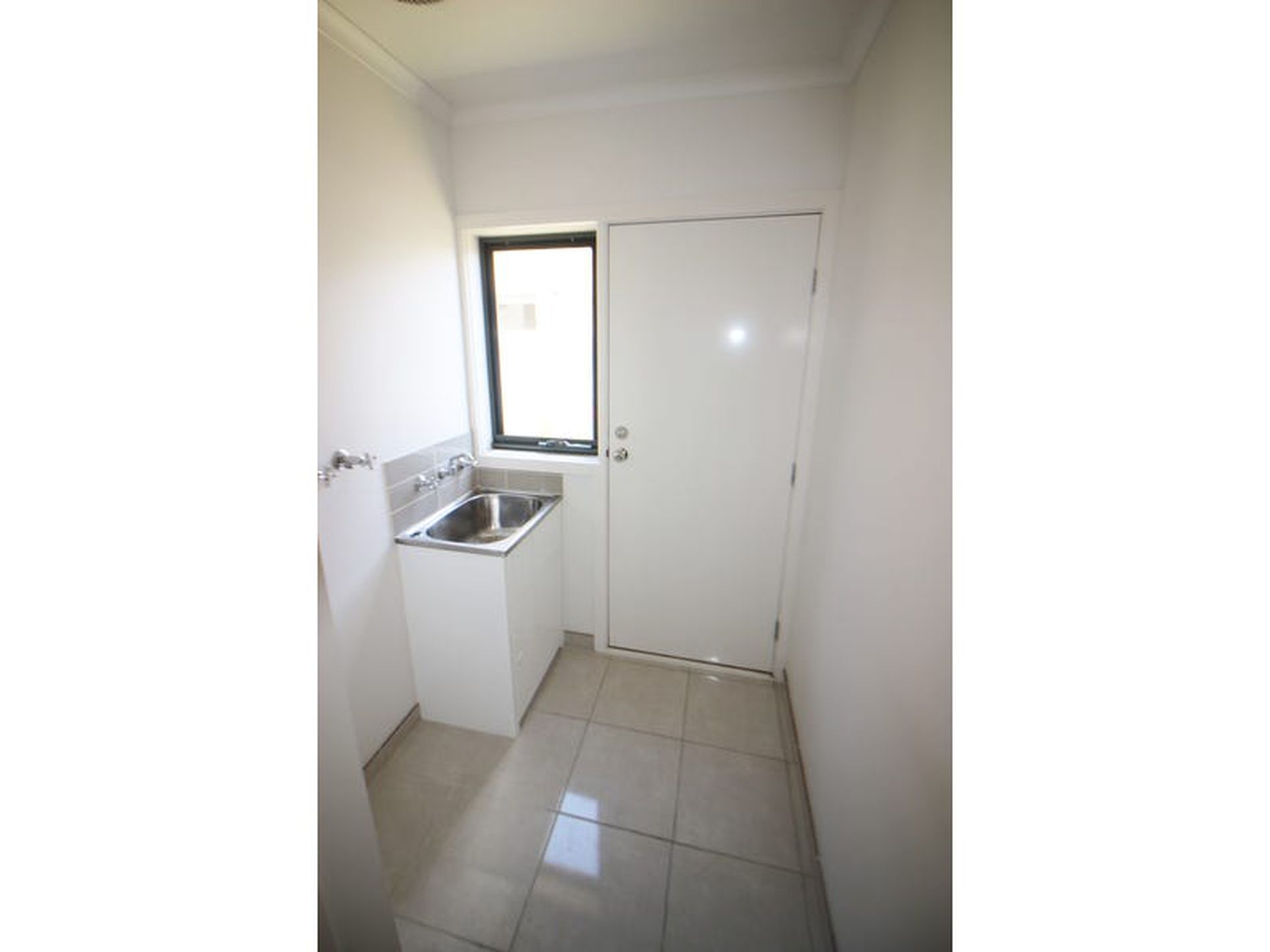 2 / 36 Benita Place, Leopold