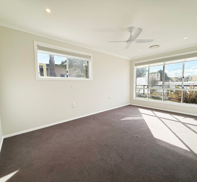 38 / 70 Little River Road, Braidwood