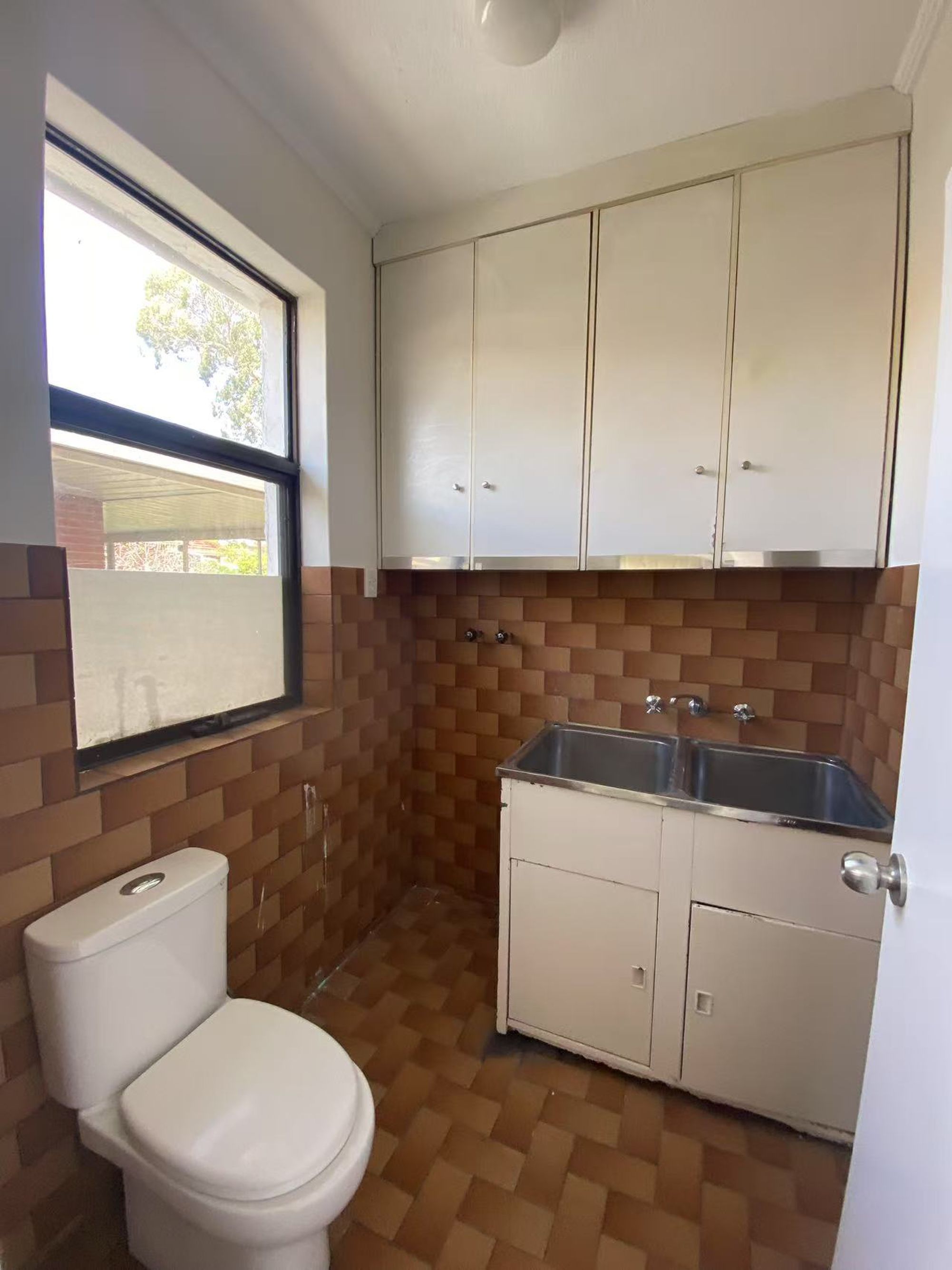 543 Torrens Road, St Clair
