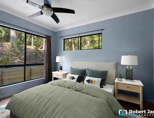 Tranquil Acreage Retreat in Sought-After Doonan image 15