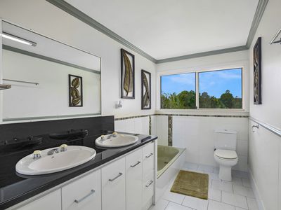 27 Barling Road, Greens Creek