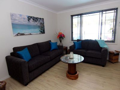 9 Undara Circuit, Forster