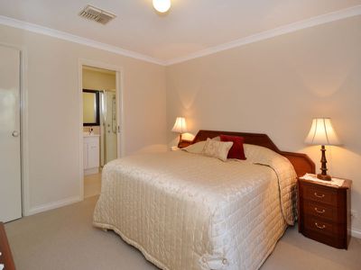 17 Bracklemann Drive, Boulder