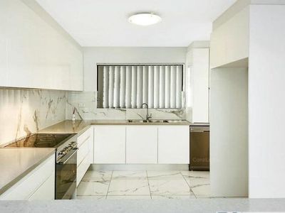 2 / 209 Hume Highway, Greenacre