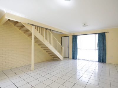 17 / 7-15 Chamberlain Avenue, Rochedale South