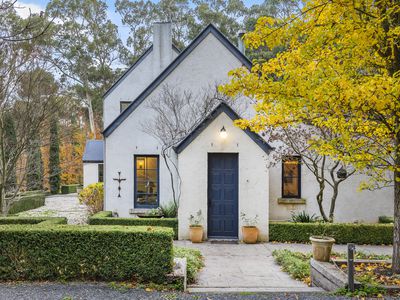 26 Douglas Road, Mount Macedon