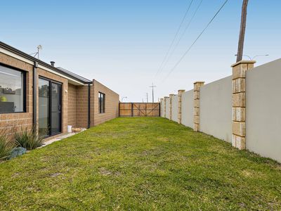 12 Claret Loop, Woodvale