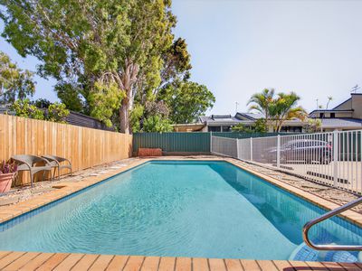 13 / 155 Wynnum North Esplanade, Wynnum