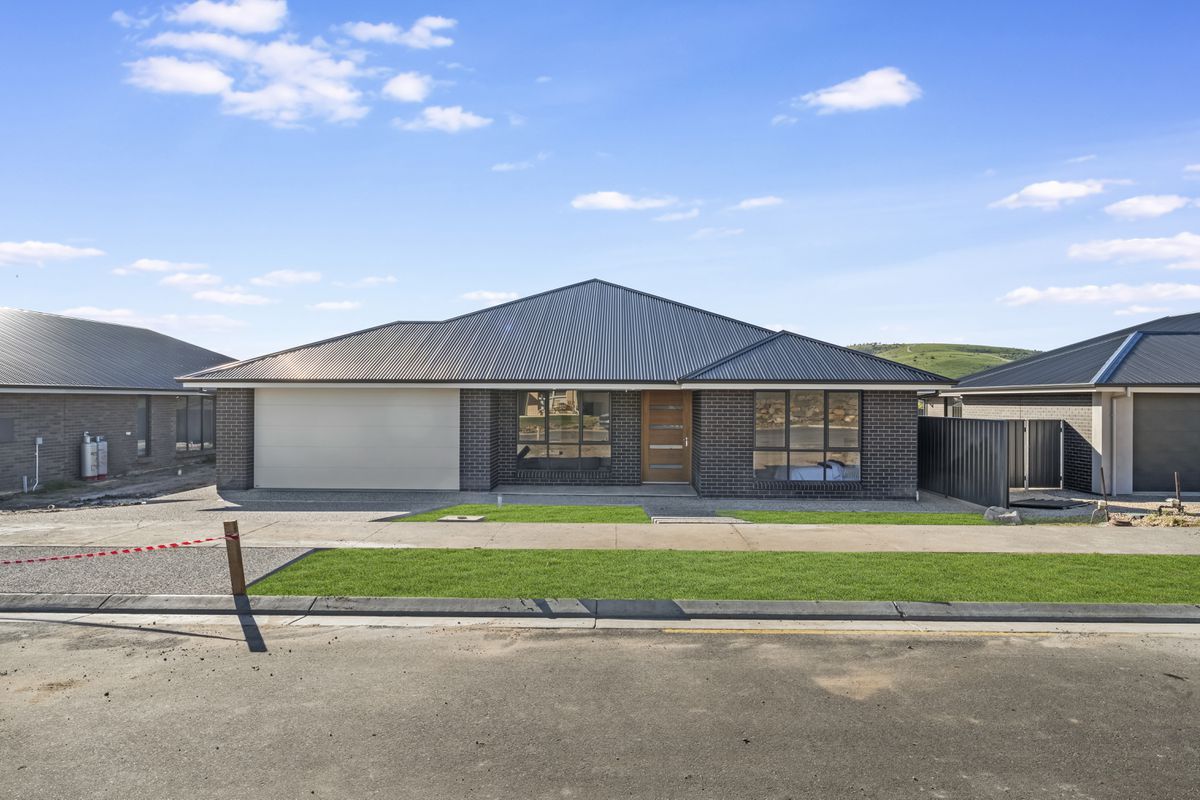 11 Neptune Drive, Hayborough
