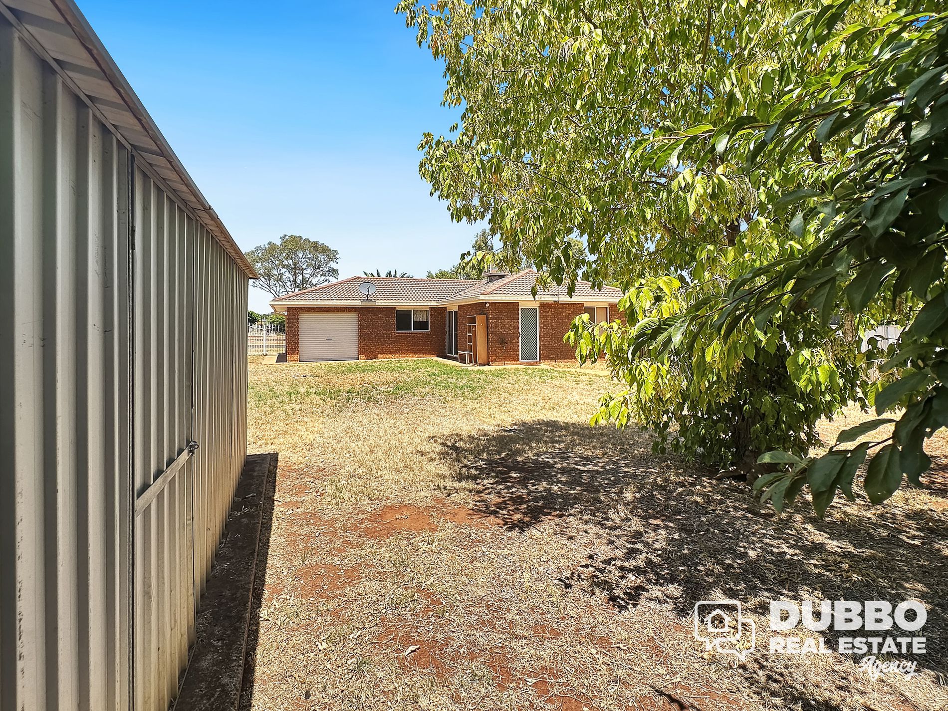24 Hopkins Parade, Dubbo