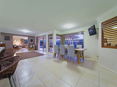 5 Brush Box Place, Wakerley