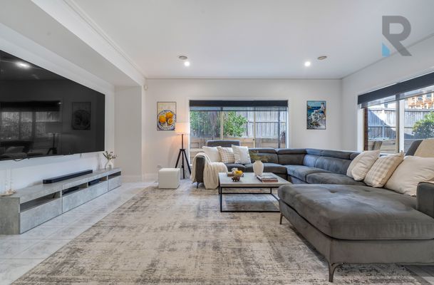 3 Ilyuka Way, South Morang