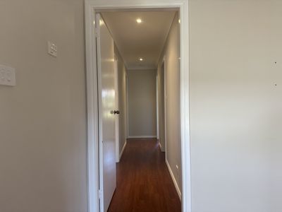 7 Cobden Place, Parkes