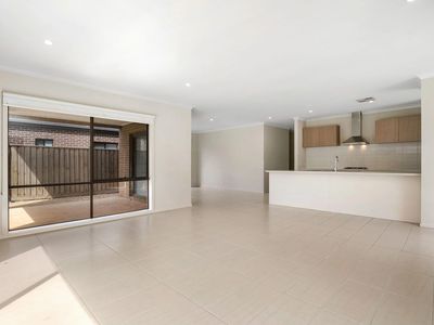 1 Blazon Drive, Tarneit