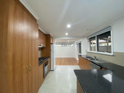 28 Mossfiel Drive, Hoppers Crossing