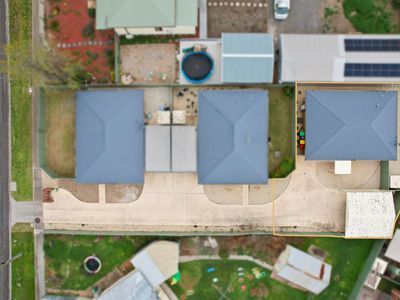 3 / 4 Remlaw Road, Horsham