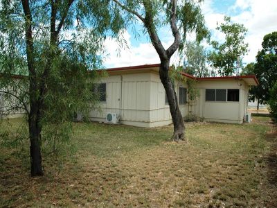 134 Cassowary street, Longreach