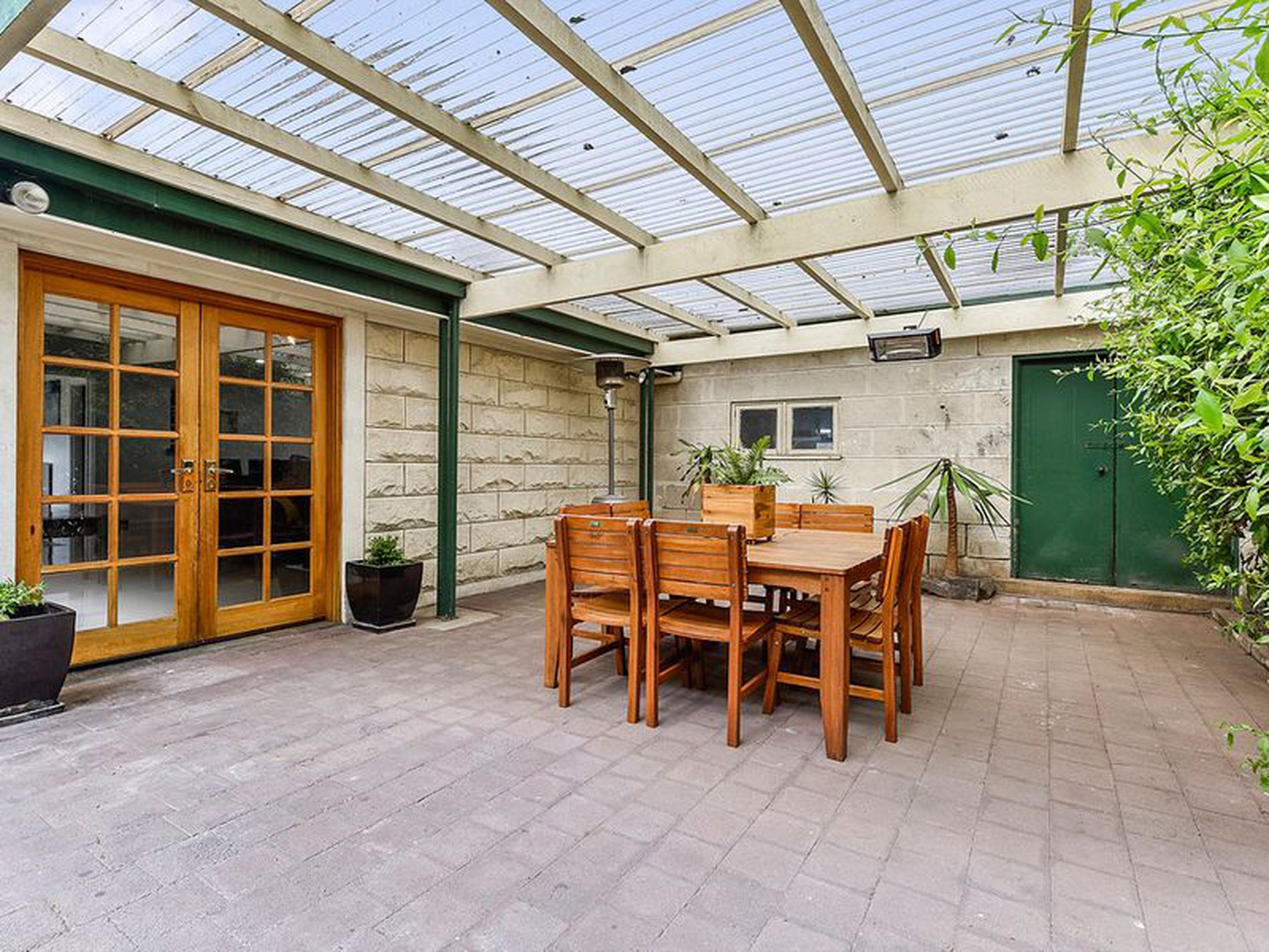 18 White Street, Millicent