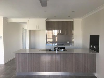 2 / 21 Taylor Circuit, Caboolture