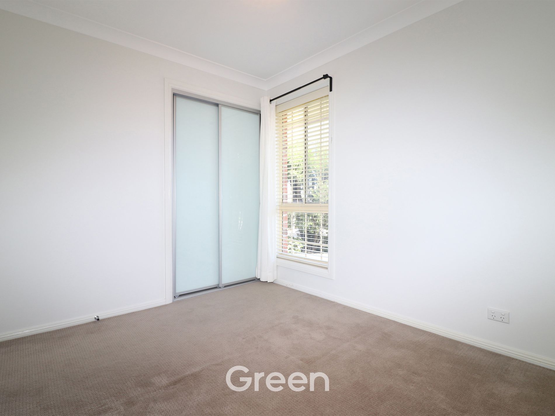 1 / 28 Falconer Street, West Ryde