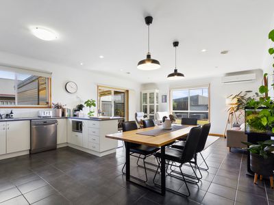 20 Pelican Court, Sale