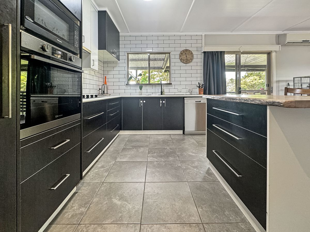 52 Loder Street, Atherton
