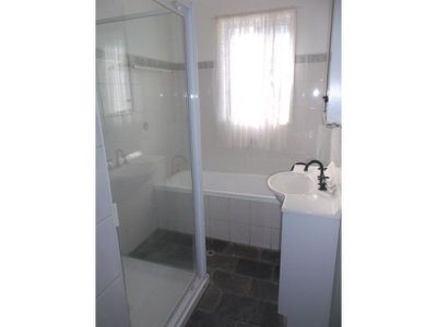 32 Bradman Avenue, Warilla