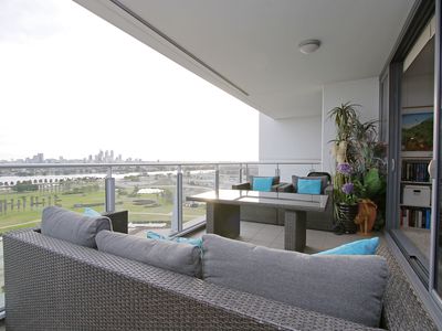 1602 / 96 Bow River Crescent, Burswood
