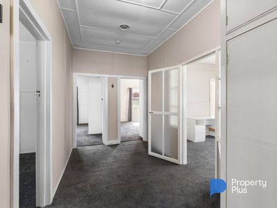 320 High Street, Kangaroo Flat