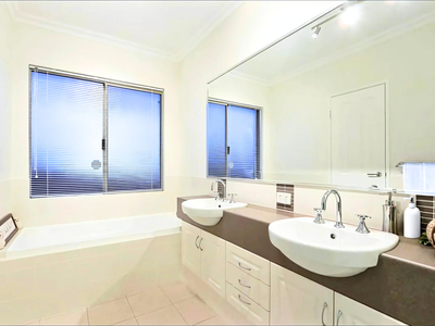 15 Clontarf Terrace, Canning Vale