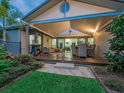 6 Barrington Crescent, Wakerley