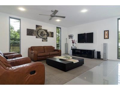 49 Sunset Way, Cooroibah