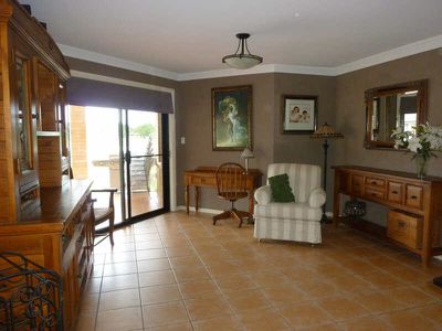 147 The Southern Parkway, Forster