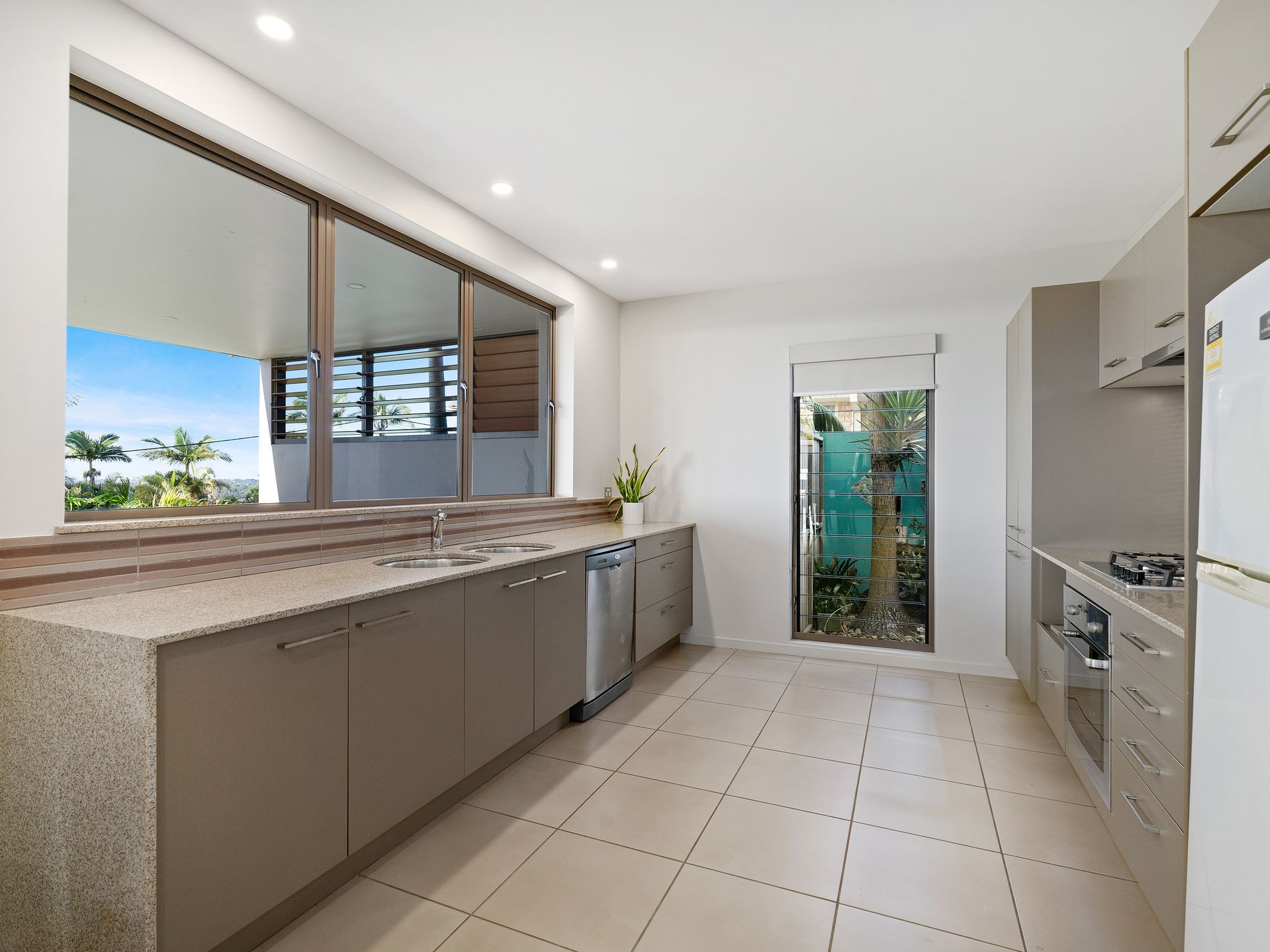 9B Blue Haze Crescent, Banora Point