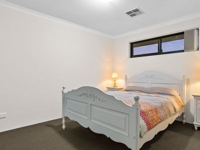 11A Riverton Drive West, Rossmoyne