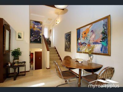 4 / 10 Queens Crescent, Mount Lawley